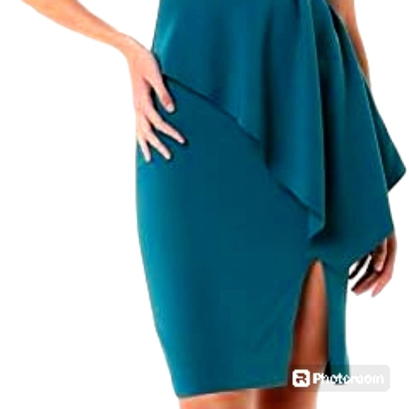 LAUNDRY BY SHELLI SEGAL Sleeveless VNeck Peplum Dress - Picture 2 of 12